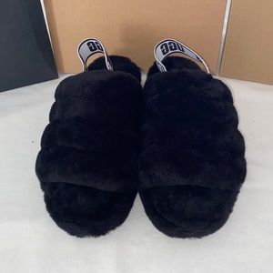 SOLD UGG Fluff Yeah Slide